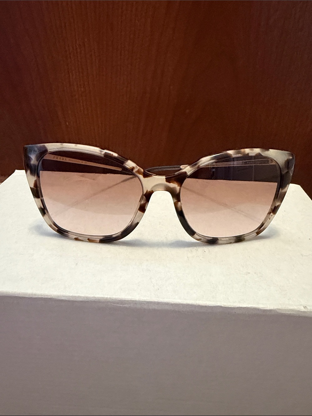 Prada Tortoiseshell Cat-Eye Sunglasses with Brown Gradient Lenses, box inc - Picture 2 of 11